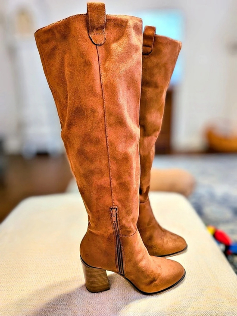 SODA Women's Size 9 Cognac Faux Suede Knee High Block Heel Boots